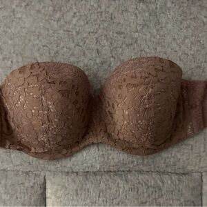 Victoria's Secret Lace Strapless Bra in Tan